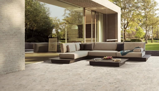 ‌家庭陶瓷地砖的多元应用：‌Artrend品牌引领家居美学新风尚‌